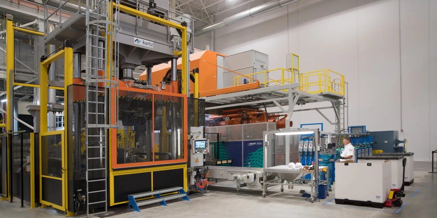 Fabrikplanung GF Gießerei USA - 06 Schiebekipptischpresse.jpg 